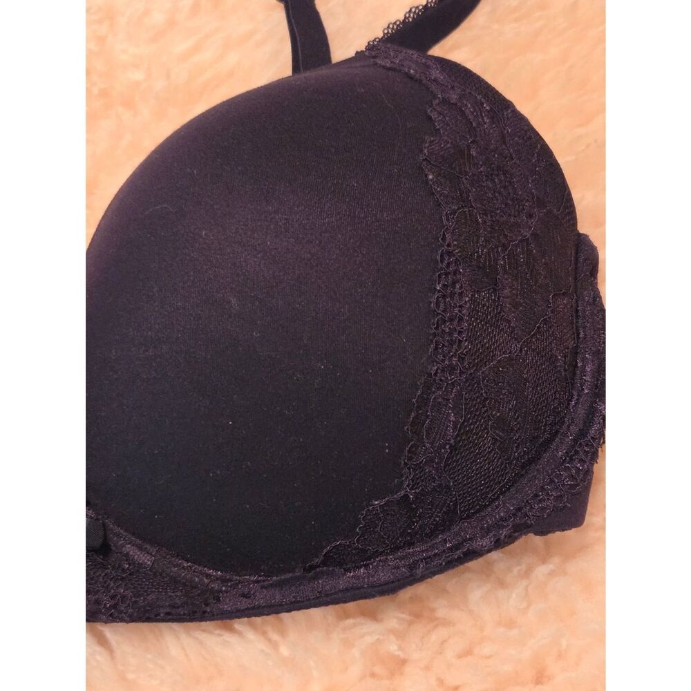 Victoria's Secret 34 DD Black Lace Wireless Padded Women's Bra - Picture 3 of 5